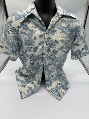 Casual Blue Floral Short-Sleeve Button-Down Shirt